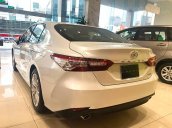 Bán Toyota Camry 2.5Q năm sản xuất 2020, màu trắng, nhập khẩu nguyên chiếc