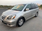 Cần bán gấp Honda Odyssey đời 2007, màu bạc, xe nhập