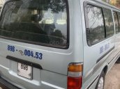 Cần bán lại Toyota Van 2002 giá chỉ 84 triệu