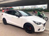 Bán ô tô Mazda 2 đời 2017, màu trắng, siêu đẹp