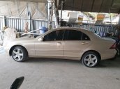 Bán Mercedes C class sản xuất năm 2011 chính chủ, giá chỉ 160 triệu