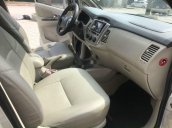 Cần bán xe Toyota Innova đời 2014, màu bạc, 420tr