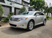 Cần bán lại xe Toyota Venza năm 2010, màu bạc, xe nhập còn mới, 639tr