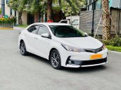 Bán gấp xe Toyota Corolla Altis 1.8 sản xuất năm 2018, màu trắng, giá êm