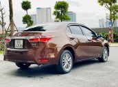 Cần bán gấp Toyota Corolla Altis 1.8 đời 2017, màu nâu bóng, giá cạnh tranh