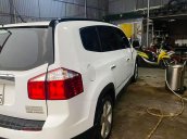 Cần bán lại xe Chevrolet Orlando sản xuất năm 2017, màu trắng còn mới