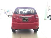 Bán với giá thấp xe Chevrolet Spark Lite 0.8MT đời 2014, màu đỏ số sàn