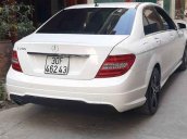 Bán Mercedes C200 sản xuất năm 2013, màu trắng, giá tốt