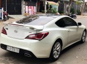 Cần bán Hyundai Genesis năm 2012, màu trắng, nhập khẩu nguyên chiếc còn mới