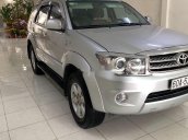 Bán Toyota Fortuner 2011, màu bạc, 460 triệu