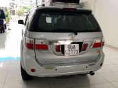 Bán Toyota Fortuner 2011, màu bạc, 460 triệu