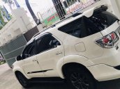 Cần bán lại xe Toyota Fortuner sản xuất 2016, màu trắng còn mới