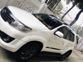 Cần bán lại xe Toyota Fortuner sản xuất 2016, màu trắng còn mới