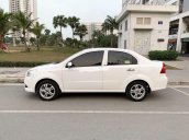 Bán xe Chevrolet Aveo sản xuất năm 2015 còn mới