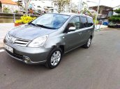 Bán ô tô Nissan Grand livina đời 2011, màu bạc còn mới