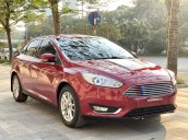 Cần bán Ford Focus đời 2018 lăn bánh 22000 km chỉ 565 triệu, xe đẹp như mới có hỗ trợ vay bank lãi suất hấp dẫn