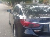 Cần bán xe Mazda 6 đời 2017, màu đen còn mới