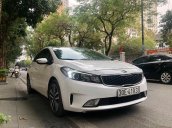 Bán xe Kia Cerato 1.6AT sản xuất năm 2017, màu trắng chính chủ, biển Hà Nội, giá hợp lý