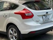 Bán nhanh chiếc Ford Focus năm 2014, màu trắng, 408 triệu bao rút hồ sơ