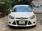 Bán nhanh chiếc Ford Focus năm 2014, màu trắng, 408 triệu bao rút hồ sơ