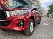 Bán Toyota Hilux sản xuất 2018, nhập khẩu nguyên chiếc còn mới, giá tốt