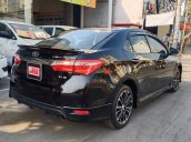 Bán Toyota Corolla Altis sản xuất 2014 còn mới