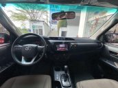 Bán Toyota Hilux sản xuất 2018, nhập khẩu nguyên chiếc còn mới, giá tốt