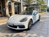 Bán xế sang Porsche Panamera model 2019, màu trắng, odo siêu lướt, options miên man
