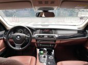 Bán xe BMW 520i sản xuất cuối 2016, màu trắng, đẹp từ xe đến biển