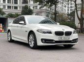 Bán xe BMW 520i sản xuất cuối 2016, màu trắng, đẹp từ xe đến biển