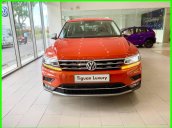 Khuyến mãi Tháng 2/2021 Volkswagen Tiguan Luxury màu cam giảm 100% trước bạ + gói quà tặng cực hấp dẫn