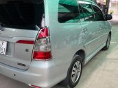 Cần bán xe Toyota Innova năm sản xuất 2015 còn mới