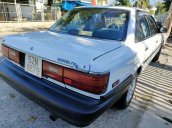 Cần bán lại xe Toyota Camry sản xuất 1988, nhập khẩu nguyên chiếc còn mới