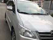 Cần bán xe Toyota Innova năm sản xuất 2015 còn mới