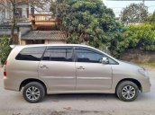 Cần bán lại xe Toyota Innova sản xuất 2015 còn mới giá cạnh tranh