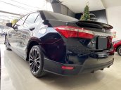 Cần bán xe Toyota Corolla Altis sản xuất năm 2015 còn mới