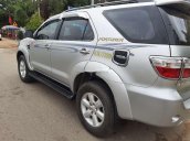 Bán xe Toyota Fortuner sản xuất 2009, màu bạc