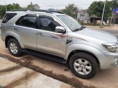 Bán xe Toyota Fortuner sản xuất 2009, màu bạc