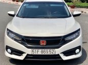 Cần bán gấp Honda Civic sản xuất năm 2017, nhập khẩu còn mới