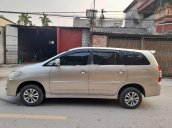 Cần bán lại xe Toyota Innova sản xuất 2015 còn mới giá cạnh tranh