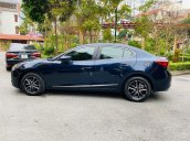 Cần bán lại xe Mazda 3 năm sản xuất 2018, màu xanh lam