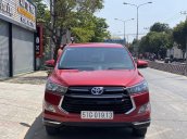 Cần bán Toyota Innova sản xuất năm 2017 còn mới