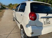 Cần bán lại xe Chevrolet Spark năm sản xuất 2009, màu trắng