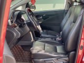 Cần bán Toyota Innova sản xuất năm 2017 còn mới