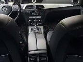 Xe Mercedes C200 năm 2011, màu trắng, giá tốt