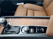 Volvo XC60 - xe mới - sẵn nhiều màu giao ngay