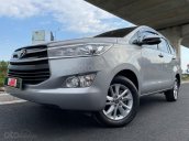 Bán xe Toyota Innova E sản xuất 2019, màu bạc chính chủ, giá hấp dẫn