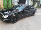 Cần bán Mercedes E200 đời 2007, màu đen số tự động, 345tr