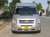 Bán Ford Transit năm 2015, màu bạc, xe gia đình