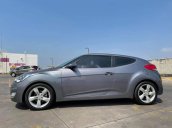 Cần bán gấp Hyundai Veloster đời 2013, màu xám